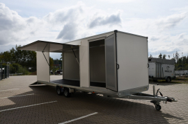 Velký multifunkční skříňový přívěs do 2700 kg